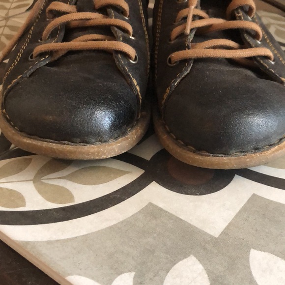 Born “Trevan” lace-ups, size 9, worn twice. - Picture 5 of 6